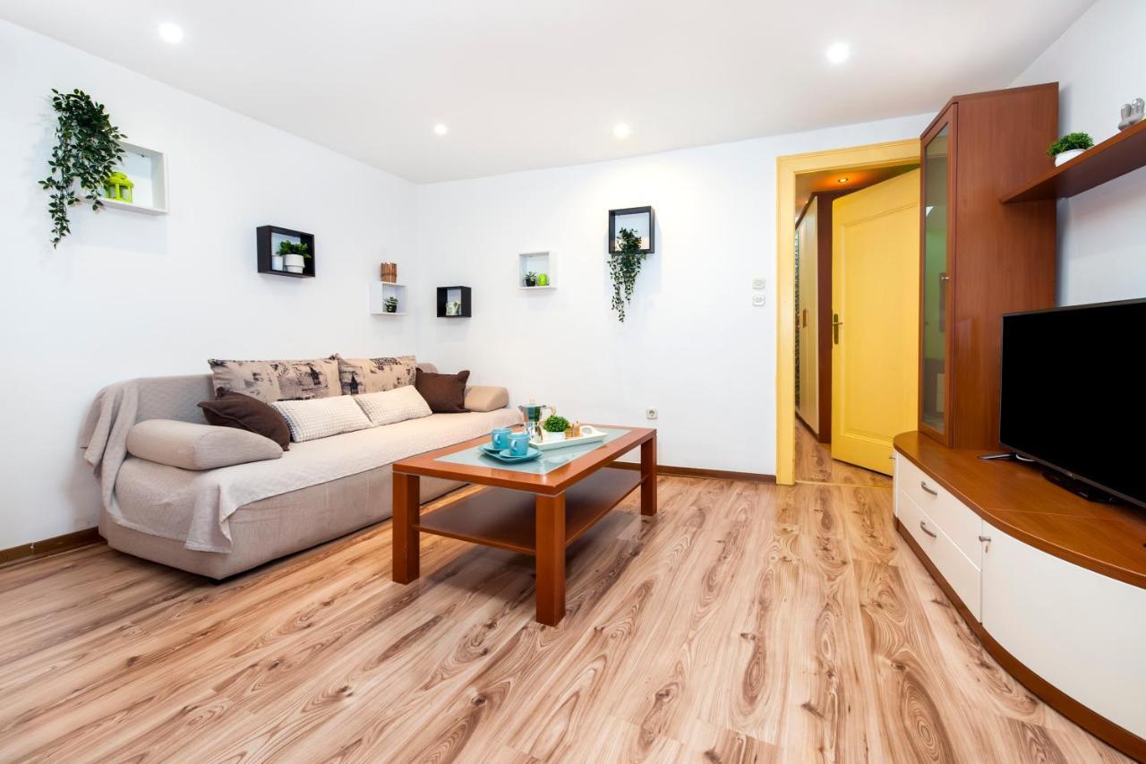 Ap Downtown Apartment Rovinj Exterior foto