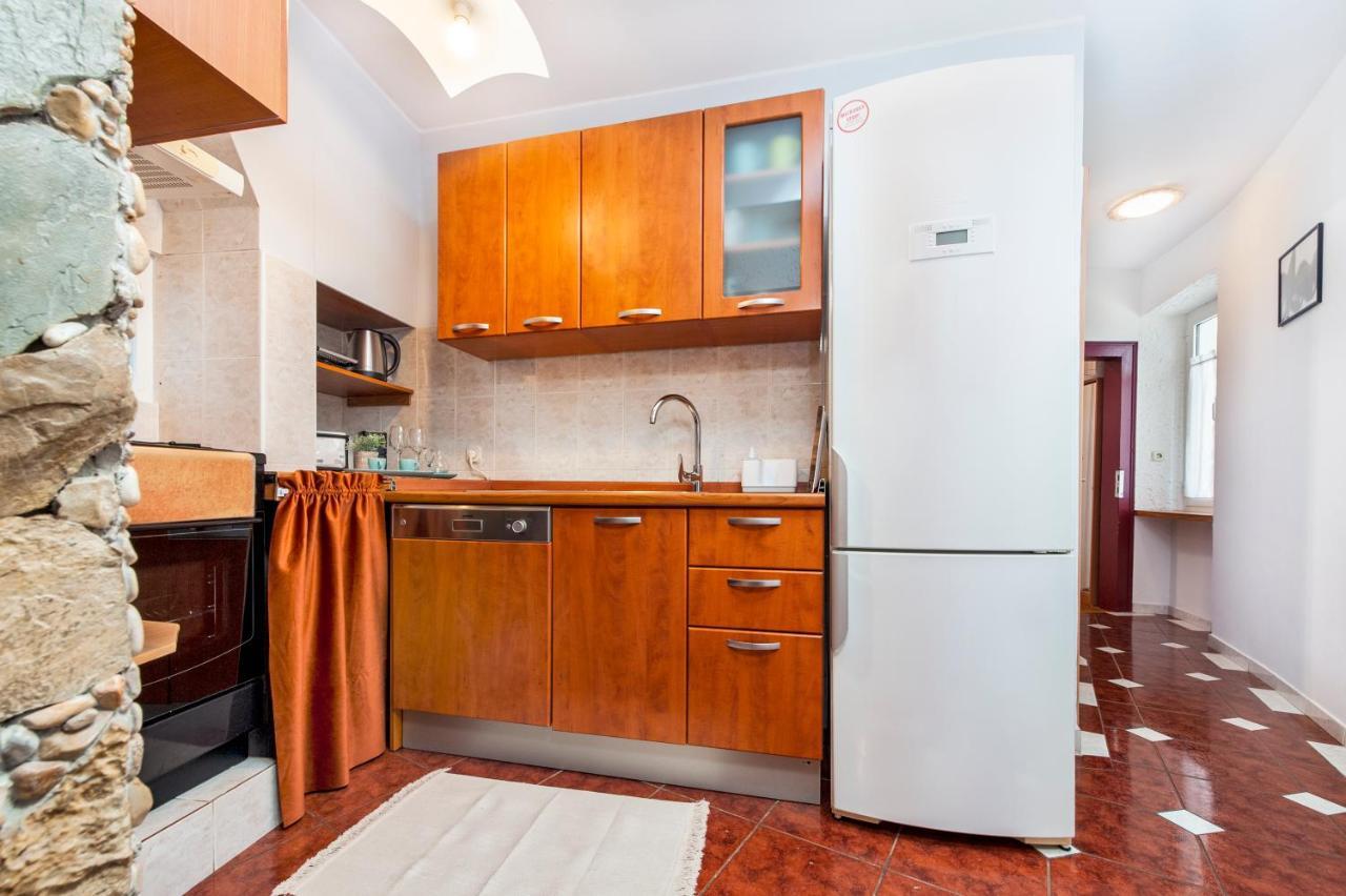 Ap Downtown Apartment Rovinj Exterior foto