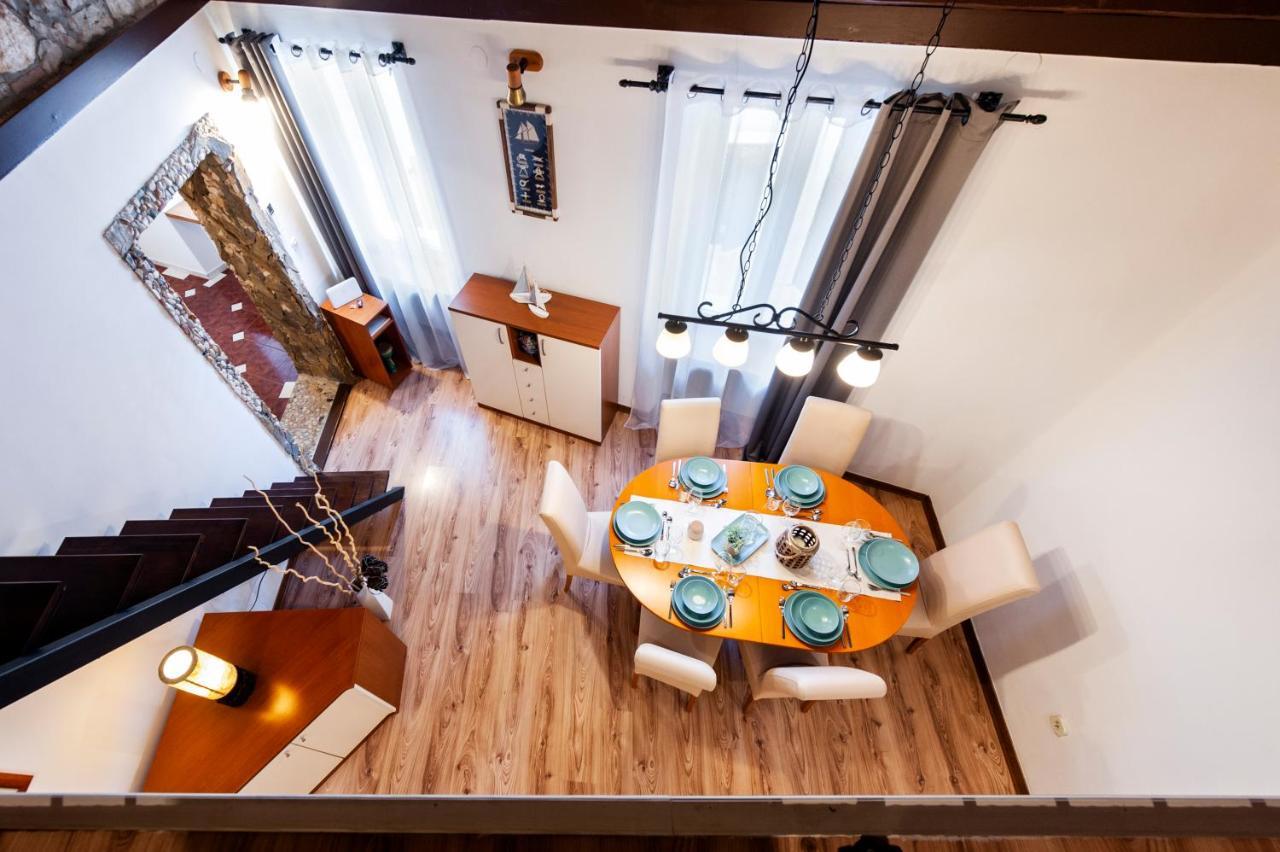 Ap Downtown Apartment Rovinj Exterior foto
